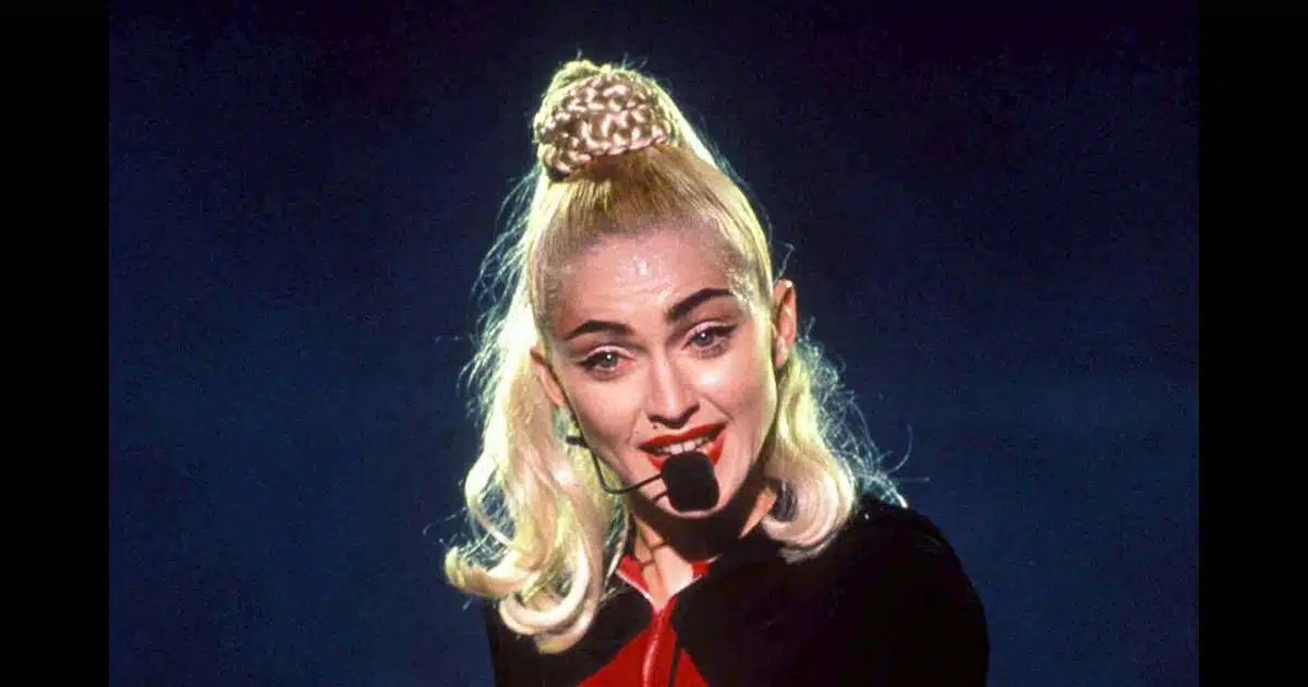 coiffures à la Madonna