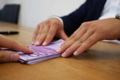 Comment bien choisir son organisme de prêt à la consommation?